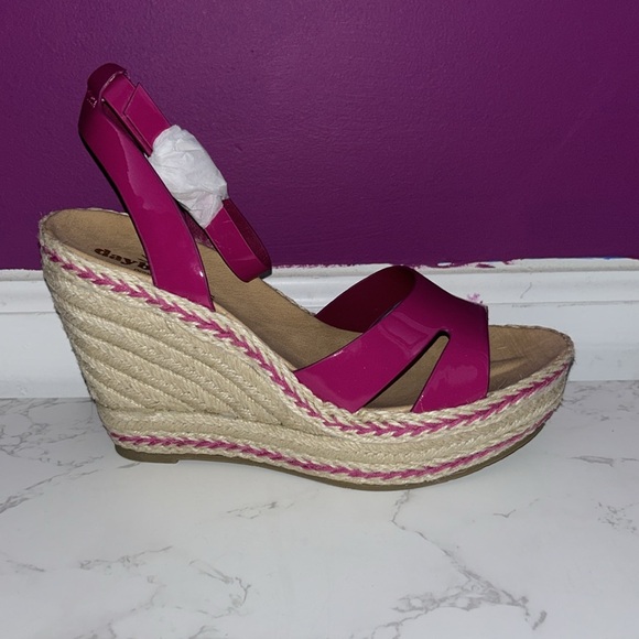 NWOT Estelle Berry Patent Pu - Picture 14 of 15